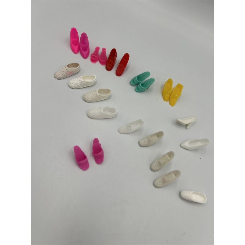 Modern‎ And Vintage Clone Barbie Shoe Singles Lot Mismatched Shoes Some Barbie - Picture 6 of 6